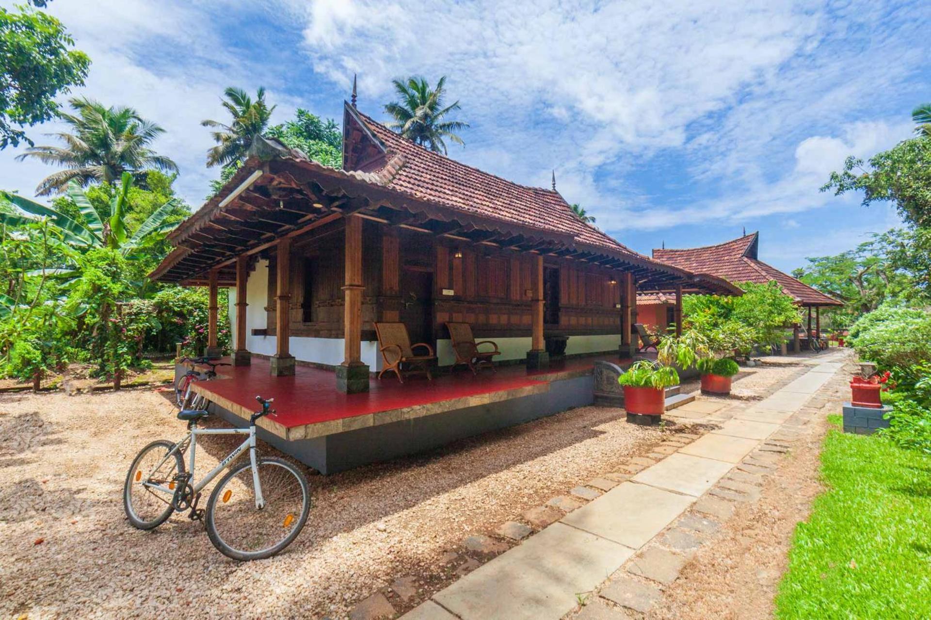 StayVista at La Riva Heritage Villa Alappuzha Esterno foto